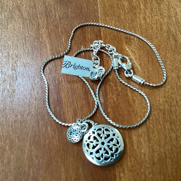 Ferrara Petite Necklace STYLE JL4760 NWT Silver Plated - Picture 3 of 16